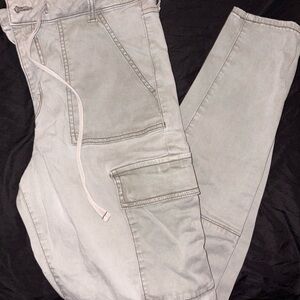 High-Rise Jeggings in Light Gray